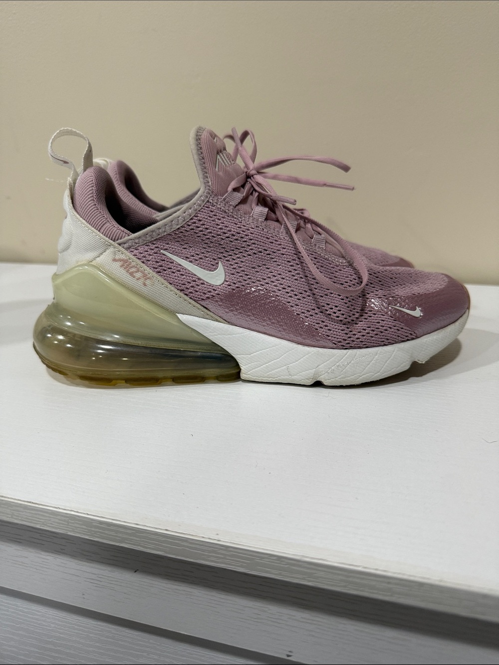 Nike Air Max 270 Women's Size 8 - Plum Chalk / Elemental Rose Pink